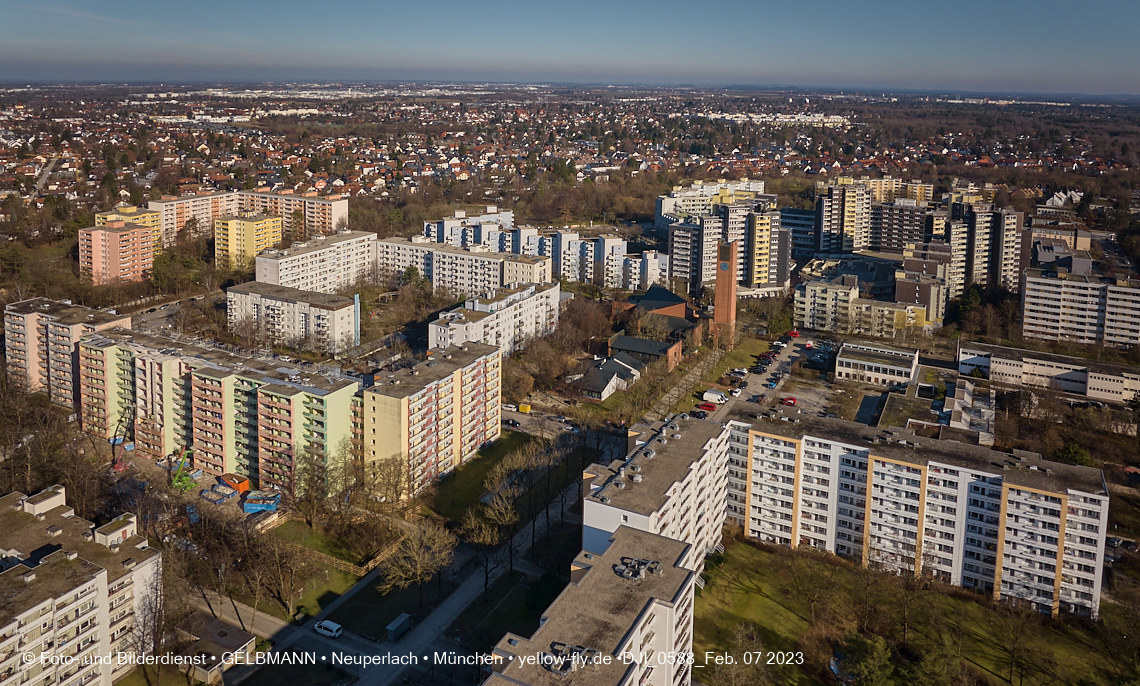 07.02.2023 - Luftbilder vom Marx-Zenrtum und Umgebung in Neuperlach